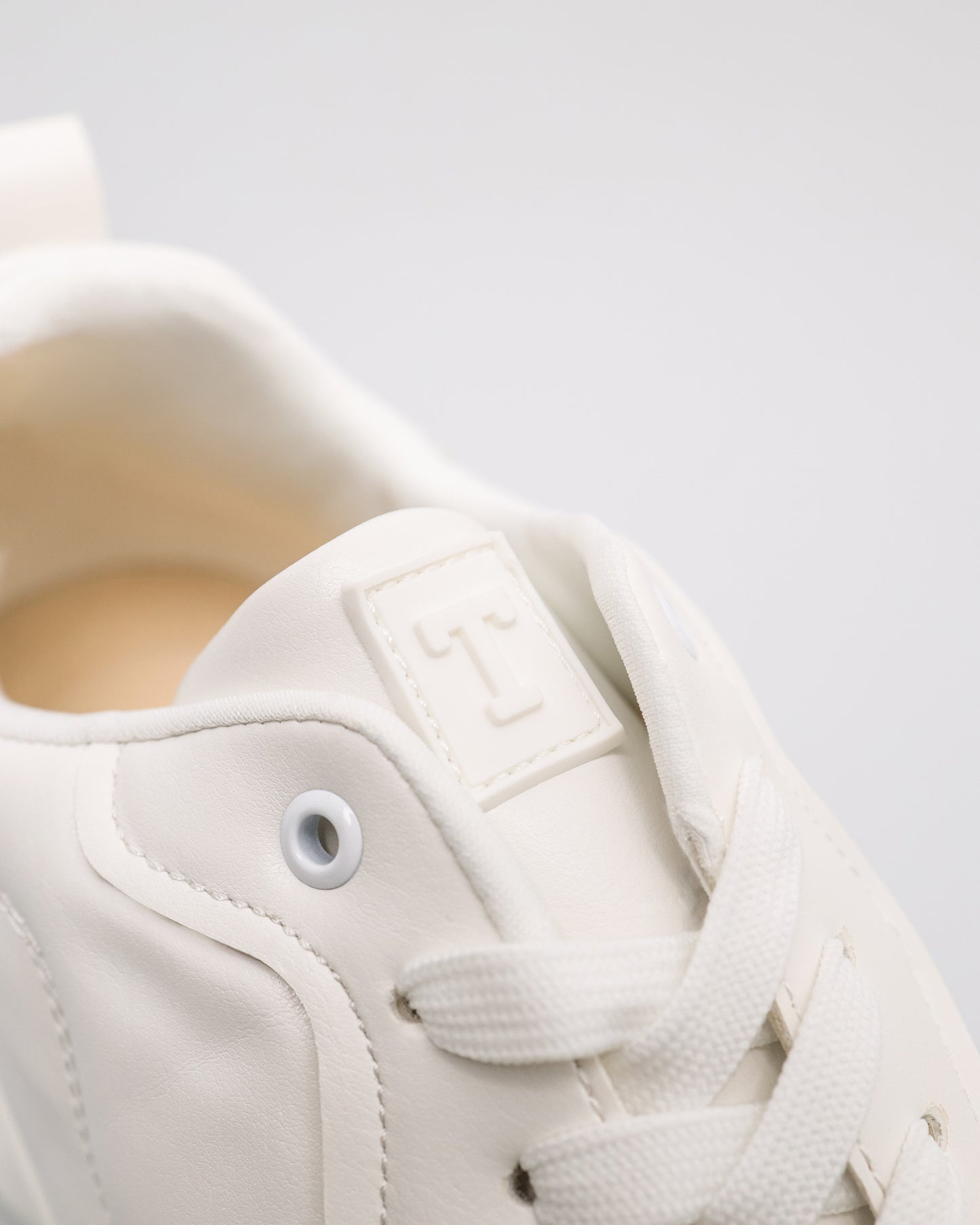 Tomaz YX209 Ladies Flow Lace up Sneakers