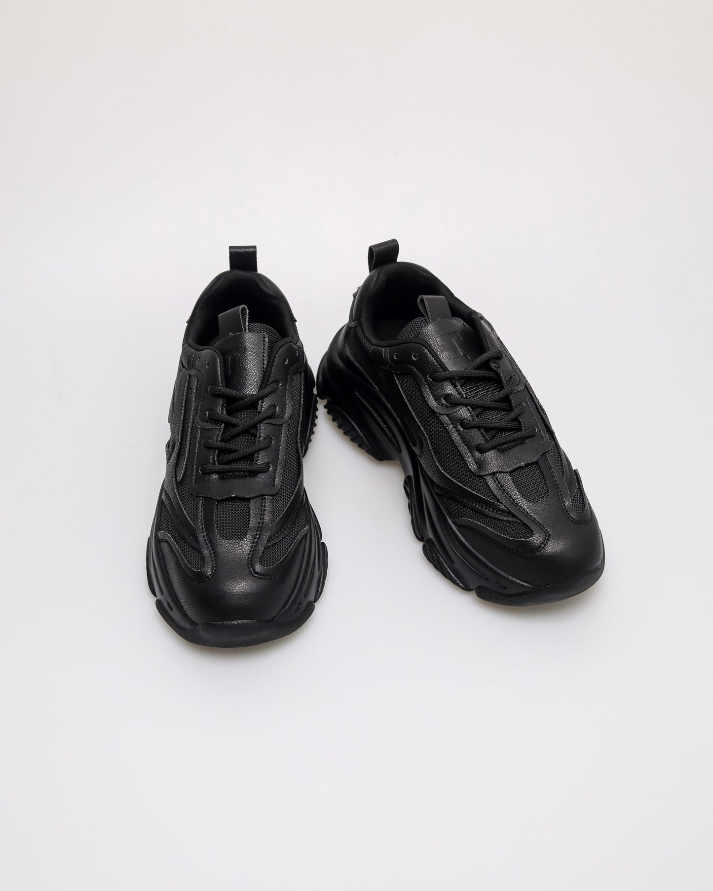 Tomaz YX197 Ladies Titan Lace up Sneakers