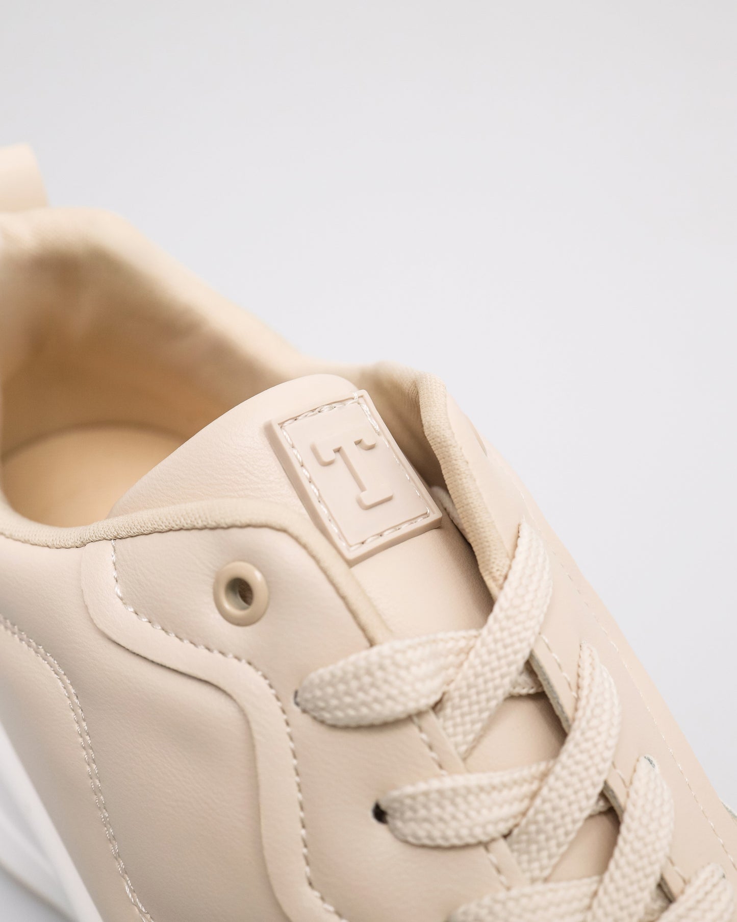 Tomaz YX209 Ladies Flow Lace up Sneakers
