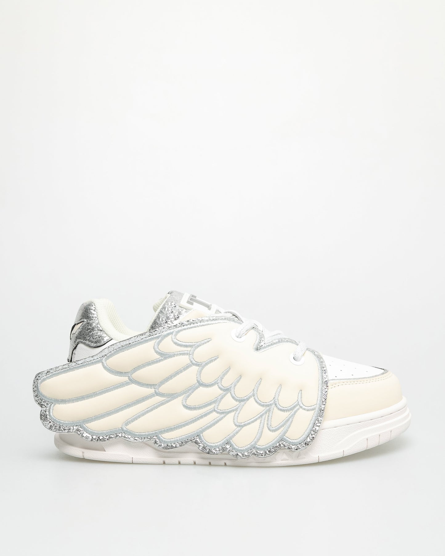 TBB026L Ladies WingStrike Sneakers