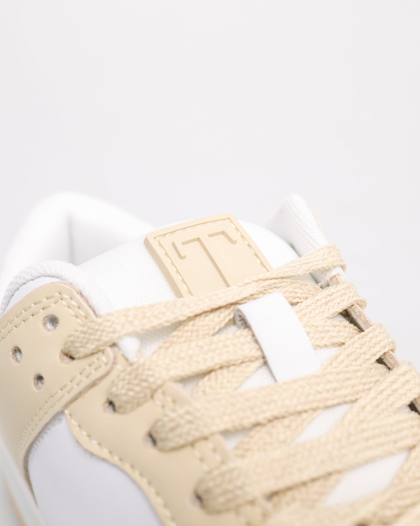 TY024L Ladies Sneakers